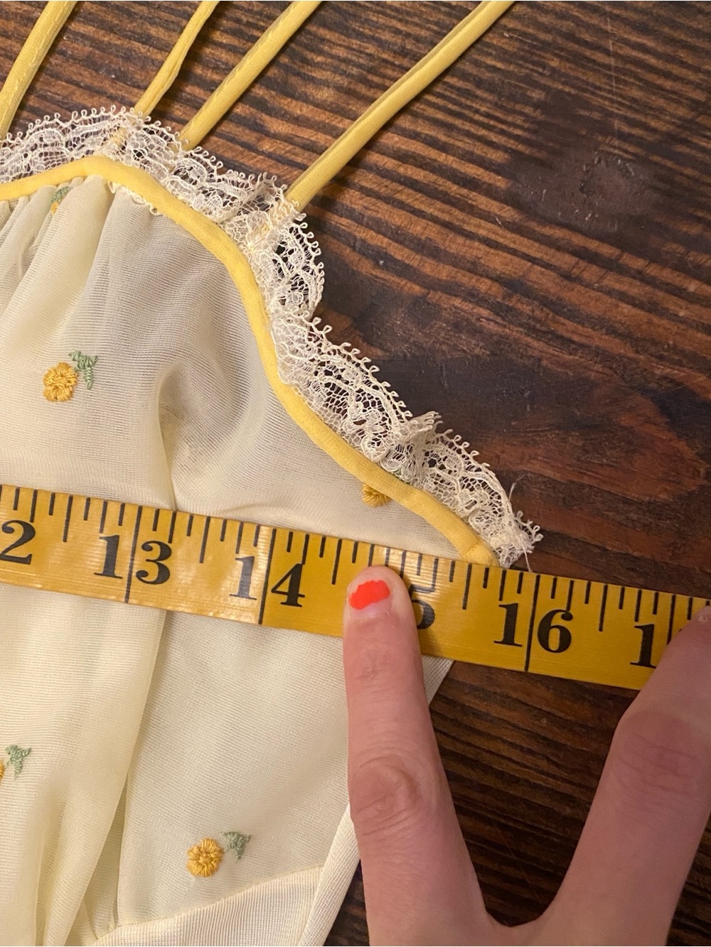Vintage Womens Sheer Pale Yellow Flowers Spaghetti Strap Nightgown Nightie Lace - Picture 13 of 16